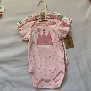 3 PK. BABY GIRL ONESIES